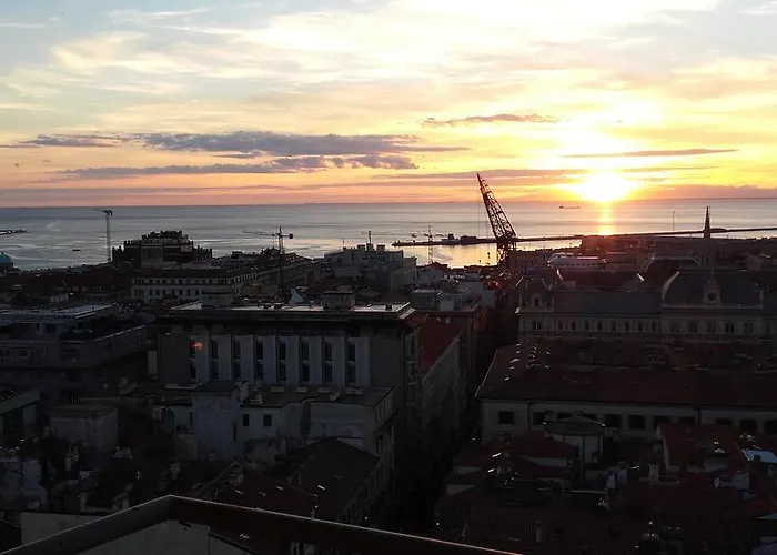 La Finestra Sul Mare Apartment *